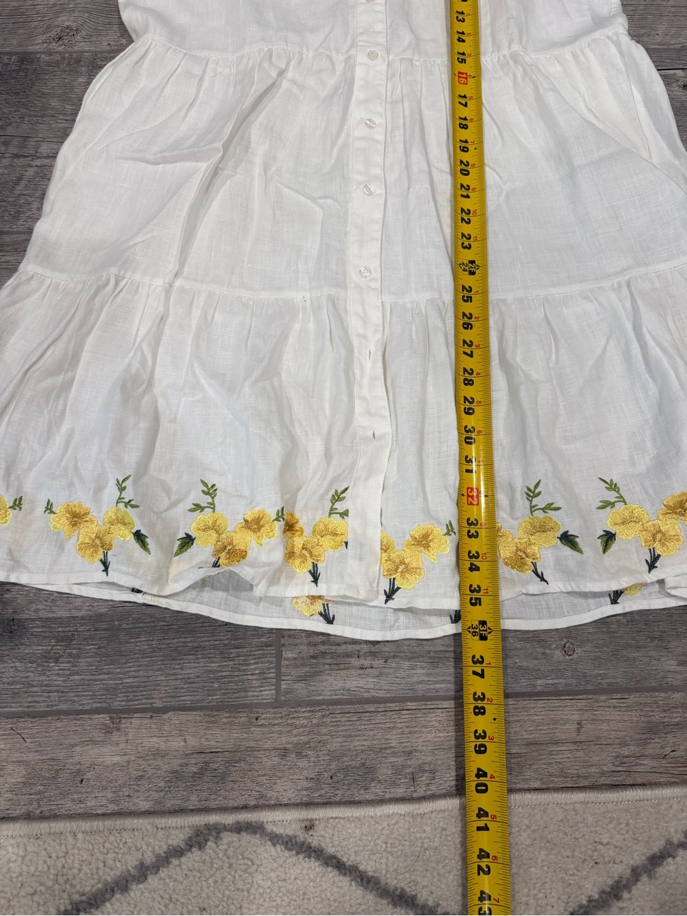 Saks Fifth Avenue Linen Embroidered Dress White Tiered Ruffle Sleeve Size Med - Picture 9 of 10